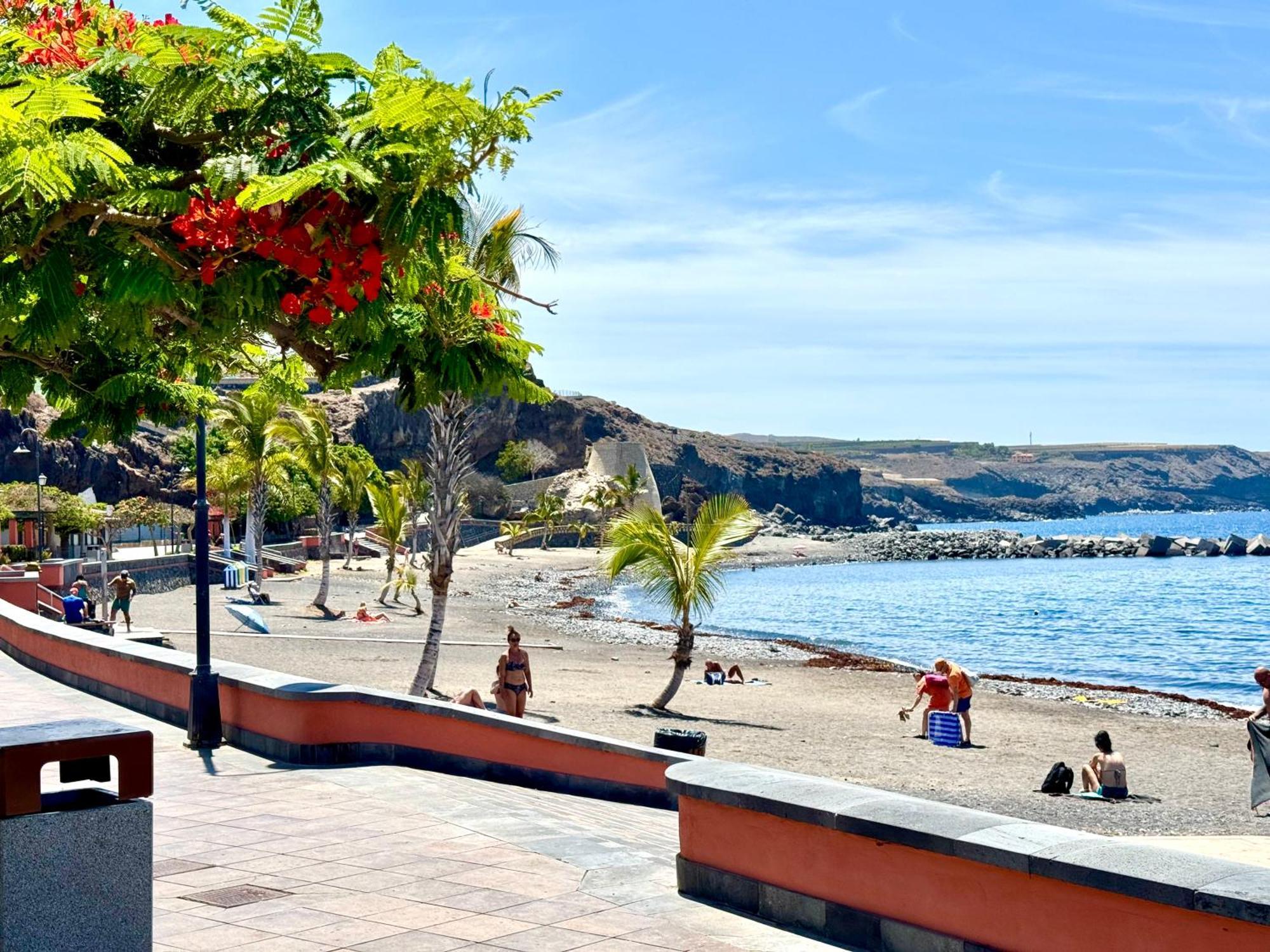 Number 5 At The Marina, Playa San Juan, South Tenerife Exterior photo